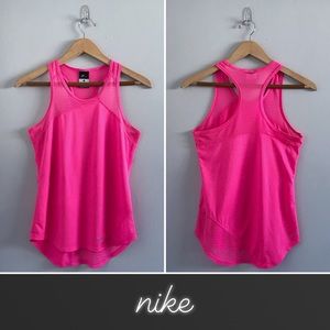 🏝️ Nike Pink Dri-Fit Racerback Tank • S